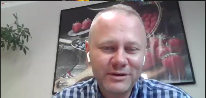 Кшиштоф Сак про обсяги врожаю ягід в Польщі цього року, проблемі зі бутом та шкідниками 