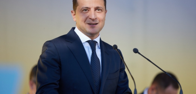 Президент України підписав указ щодо передачі сільгоспземель з державної до комунальної власності