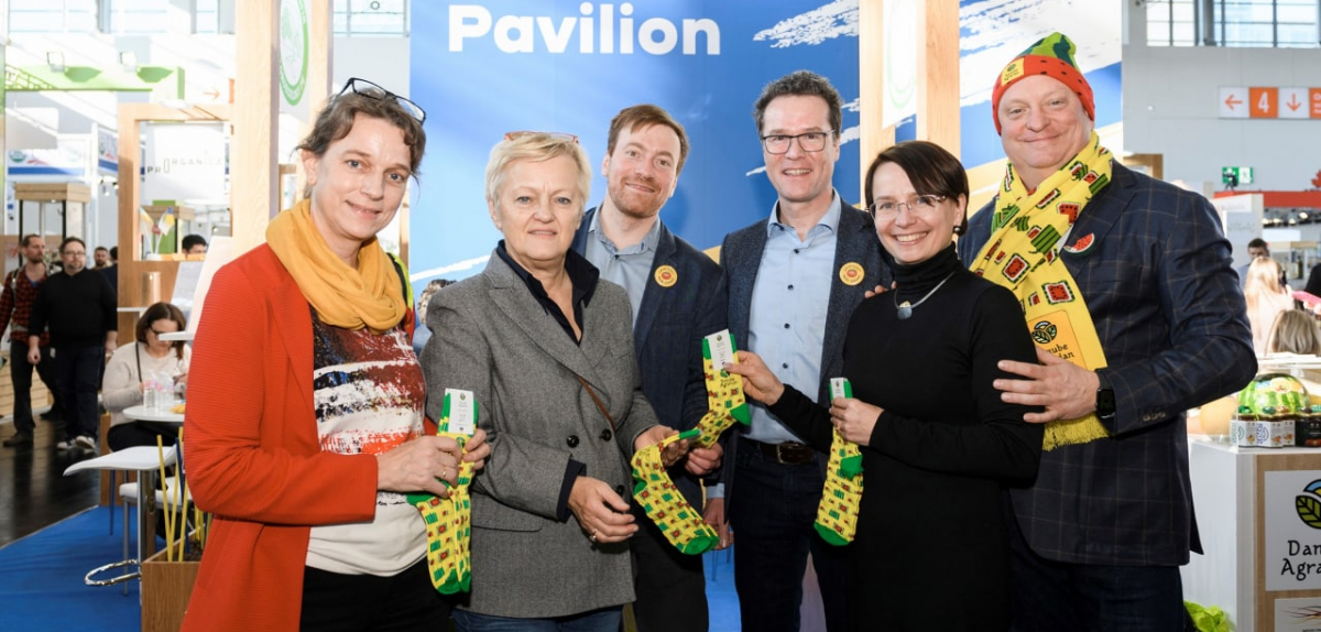 АЯУ розпочала відбір учасників для міжнародних виставок Fruit Logistica 2024 та Biofach 2024